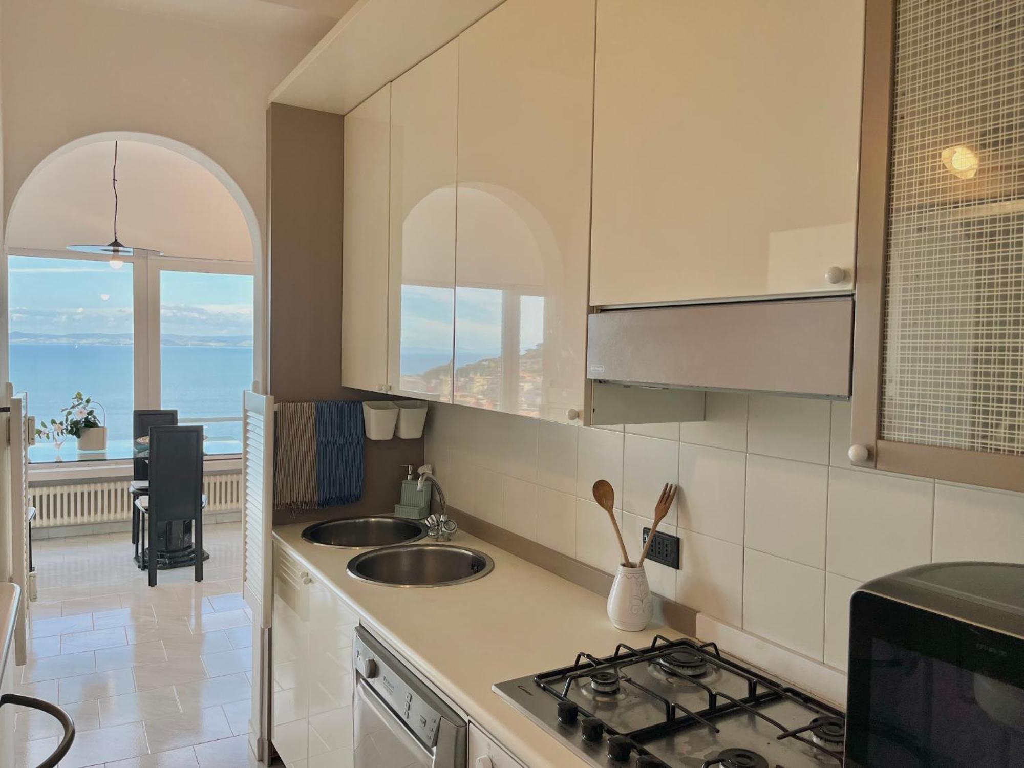 Porto Santo Stefano Vista Mare + Parcheggio Gratuito Apartment Exterior foto